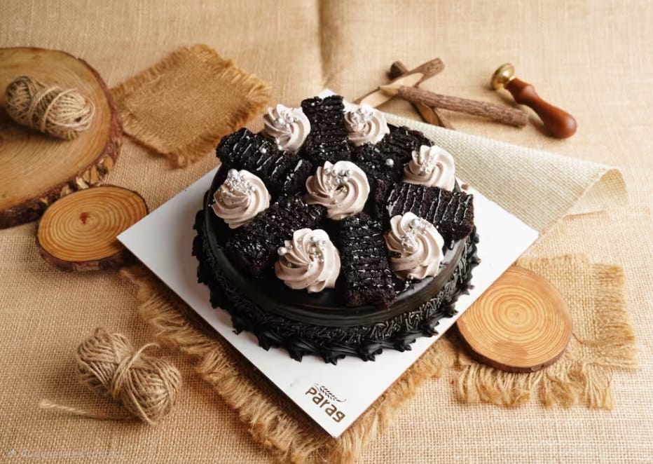 CHOCO BROWNIE CAKE